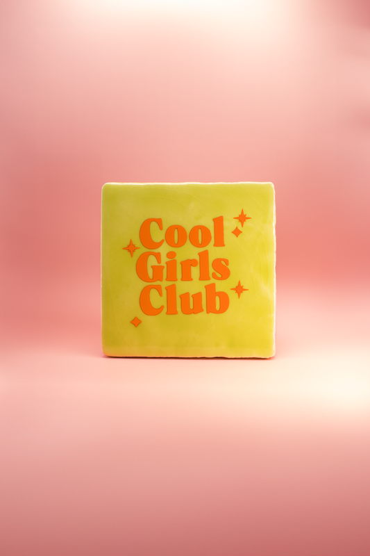 Cool girls club - tegeltje 10x10